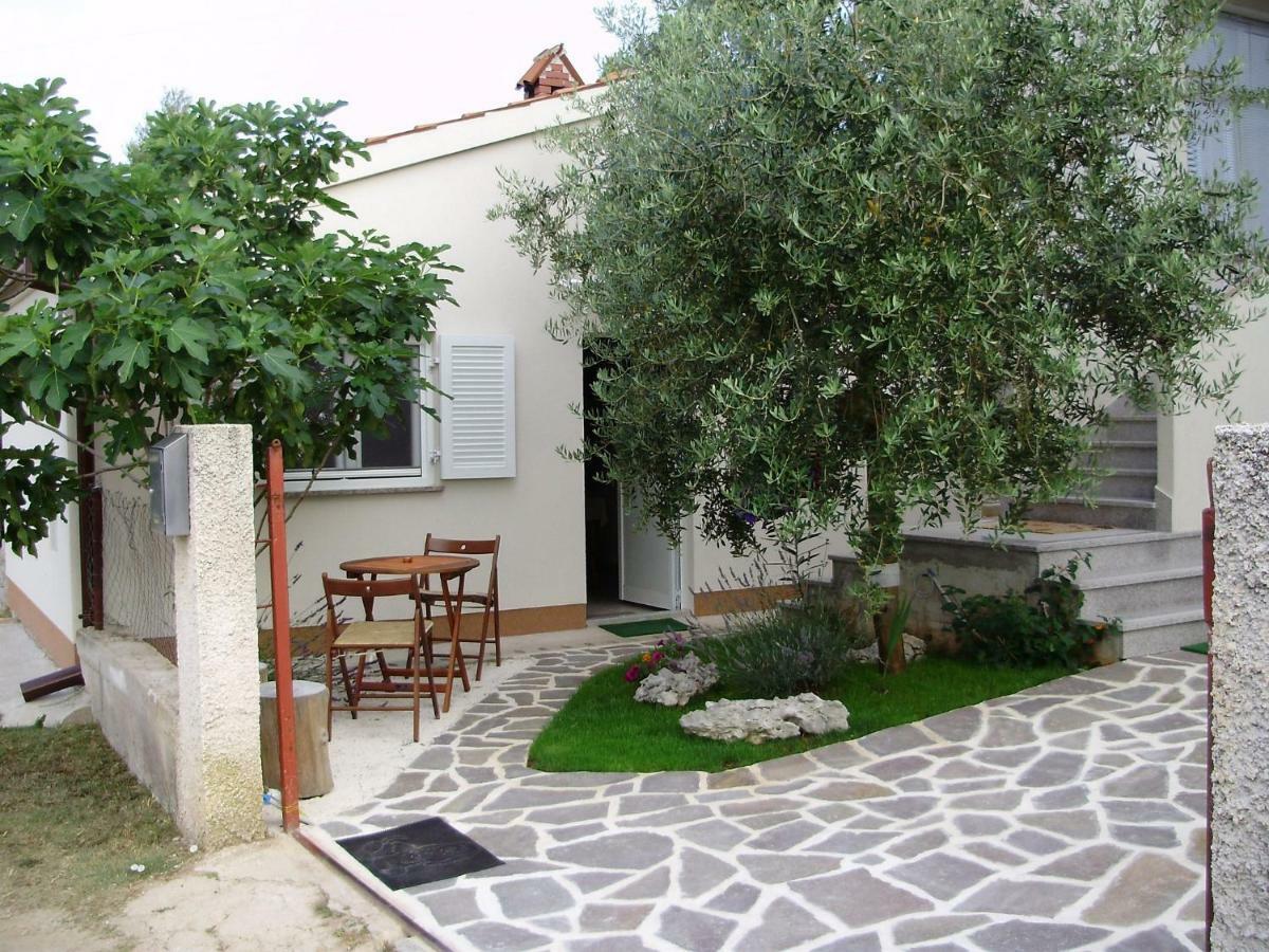 Leca- Small House Медулин Екстер'єр фото
