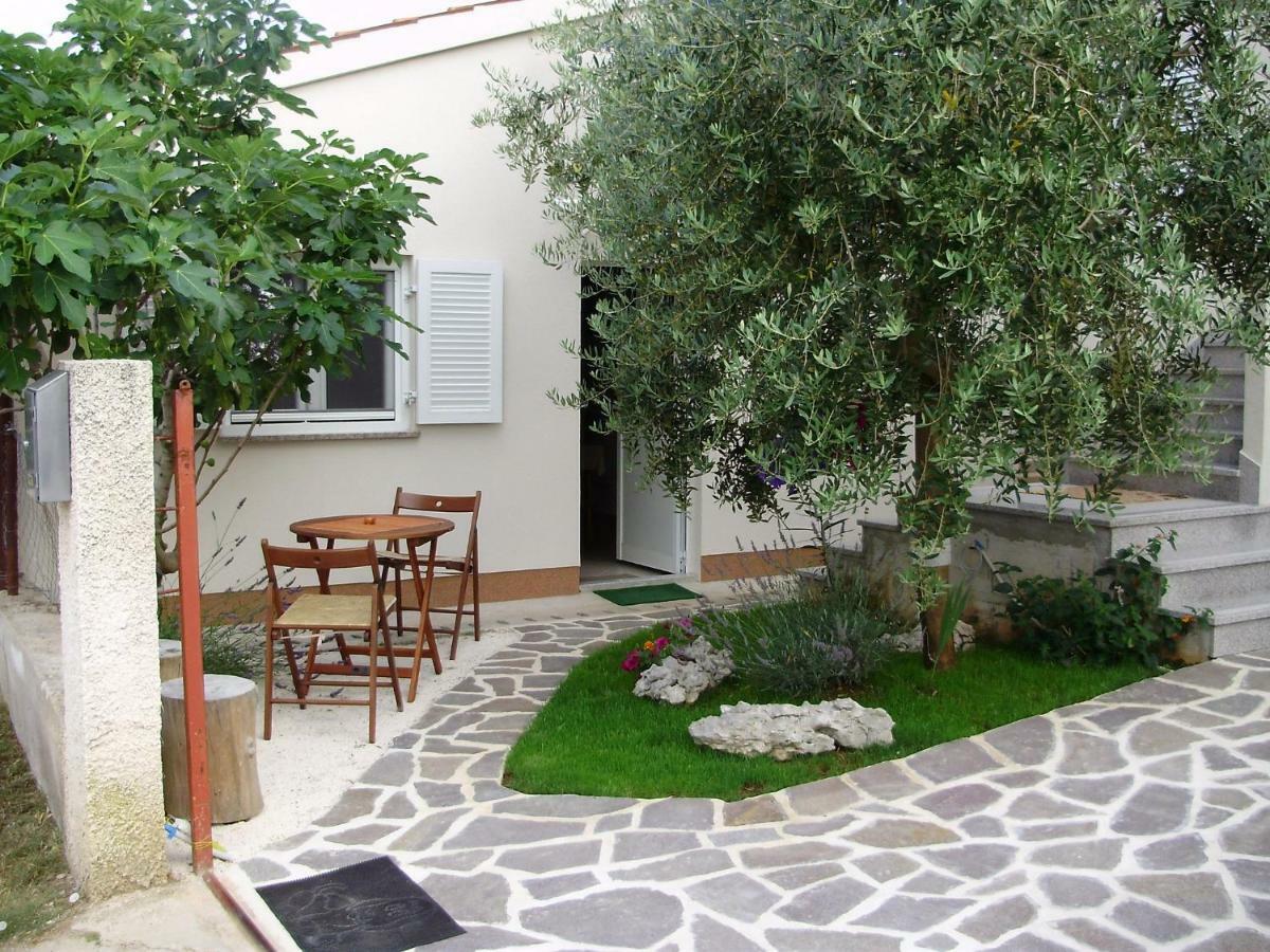 Leca- Small House Медулин Екстер'єр фото